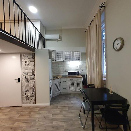 Madam With Ac And The Central Location Budapest Exterior photo